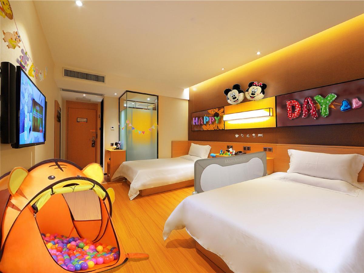 Iu Hotel Shenyang Railway Station Sk Transfer Center Eksteriør billede